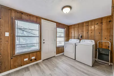 624 15th Avenue N, Texas City, TX 77590 - Photo 11