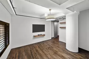 1025 S Shepherd Dr, Houston, TX 77019 - Photo 21