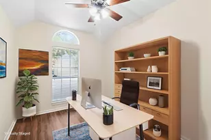 915 W Palmcrest Ct, Pearland, TX 77584 - Photo 23