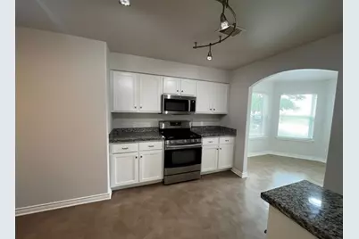 9949 Kingfisher Drive, Conroe, TX 77385 - Photo 11