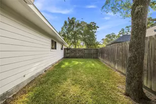 15914 Castaway Ct, Crosby, TX 77532 - Photo 43