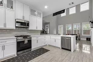 1902 Stillwood Dr, Houston, TX 77080 - Photo 15