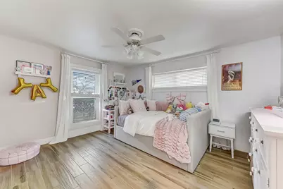 5323 Rutherglenn Drive, Houston, TX 77096 - Photo 15