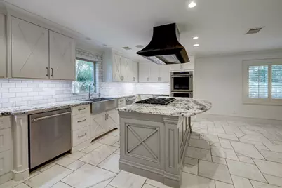 14123 Carolcrest Circle, Houston, TX 77079 - Photo 19