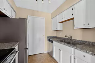12615 Ashford Meadow Dr, Houston, TX 77082 - Photo 11