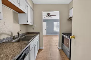 12615 Ashford Meadow Dr, Houston, TX 77082 - Photo 11