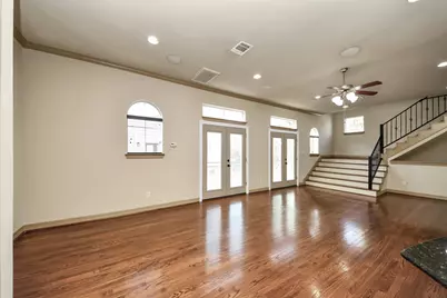 5711 Kiam Street, Houston, TX 77007 - Photo 9