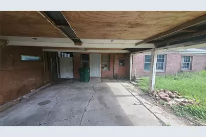 4821 Burma Road, Houston, TX 77033 - Photo 3