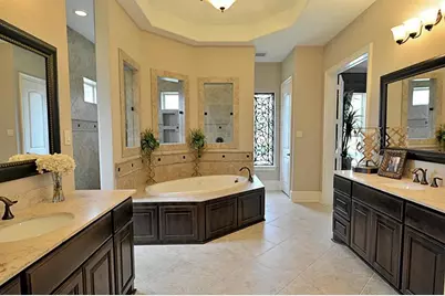 4502 Southhampton Court, Missouri City, TX 77459 - Photo 15