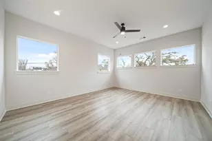 7407 Janak Dr, Houston, TX 77055 - Photo 35