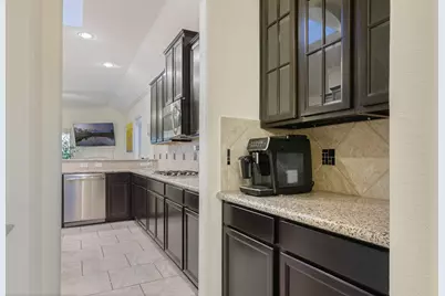 103 W Wading Pond Circle, The Woodlands, TX 77375 - Photo 13