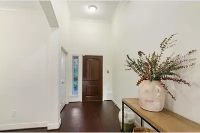 103 W Wading Pond Circle, The Woodlands, TX 77375 - Photo 3