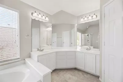 1242 Deerbrook Drive, Sugar Land, TX 77479 - Photo 29