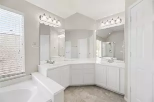 1242 Deerbrook Dr, Sugar Land, TX 77479 - Photo 29