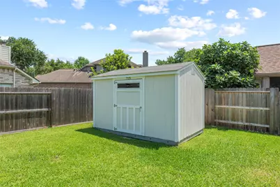1242 Deerbrook Drive, Sugar Land, TX 77479 - Photo 39