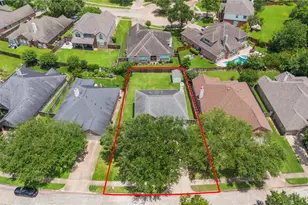 1242 Deerbrook Dr, Sugar Land, TX 77479 - Photo 43