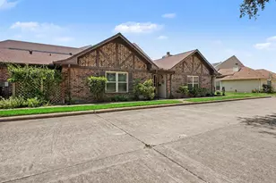 43 Wellington Park, Baytown, TX 77520 - Photo 5
