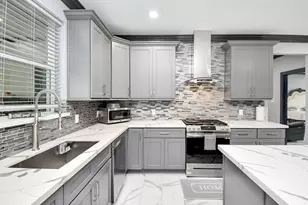 8145 Ethel St, Houston, TX 77028 - Photo 13