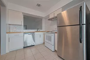 7805 Rue St Cyr St, Houston, TX 77074 - Photo 9