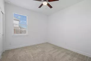 12340 N Chestnut Hls Dr, Conroe, TX 77303 - Photo 19