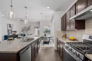 12340 N Chestnut Hls Dr, Conroe, TX 77303 - Photo 7