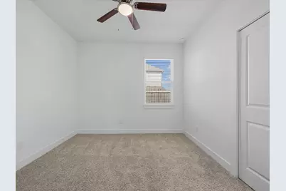 12340 N Chestnut Hills Drive, Conroe, TX 77303 - Photo 21