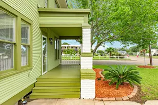 331 W Broad St, Freeport, TX 77541 - Photo 3