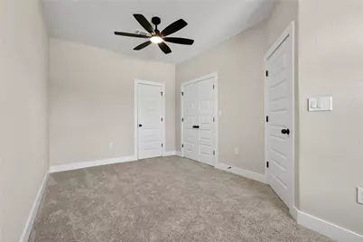 1409 N Avenue S, Freeport, TX 77541 - Photo 21