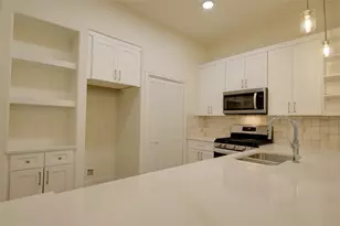 955 Ringold St, Houston, TX 77088 - Photo 15