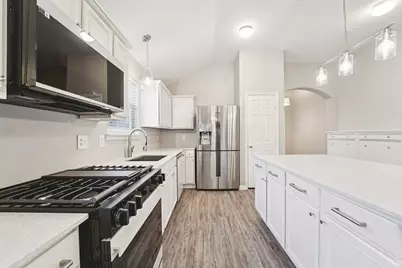 6715 Lilacbrook Court, Spring, TX 77379 - Photo 11