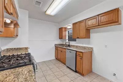 1703 Packsaddle Lane, Baytown, TX 77521 - Photo 17