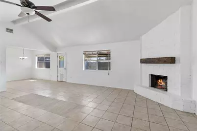 1703 Packsaddle Lane, Baytown, TX 77521 - Photo 9