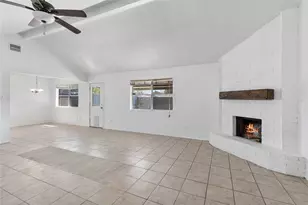 1703 Packsaddle Ln, Baytown, TX 77521 - Photo 9