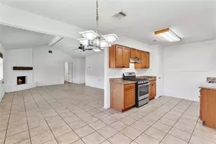 1703 Packsaddle Ln, Baytown, TX 77521 - Photo 13