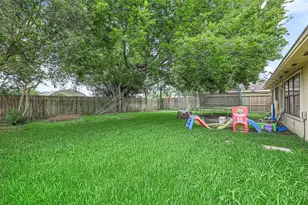 9838 Rocky Hollow Rd, La Porte, TX 77571 - Photo 19