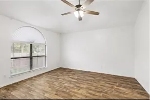 8022 N Tarrytown Crossing Dr, Conroe, TX 77304 - Photo 21