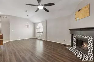8022 N Tarrytown Crossing Dr, Conroe, TX 77304 - Photo 19