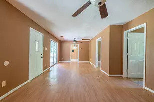 230 Deane Dr, Livingston, TX 77351 - Photo 17