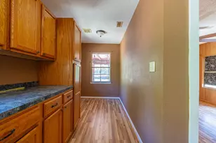 230 Deane Dr, Livingston, TX 77351 - Photo 9