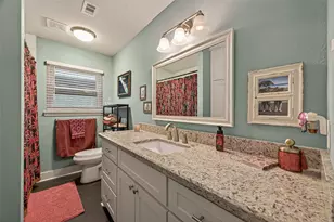 9 N White Heron Dr, La Marque, TX 77568 - Photo 21