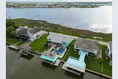 9 N White Heron Drive, La Marque, TX 77568 - Photo 47