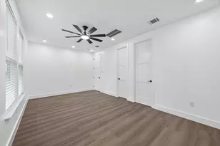 428 Neyland St, Houston, TX 77022 - Photo 11