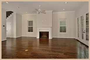 215 Willow St, Shenandoah, TX 77384 - Photo 7