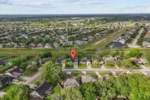 419 Forest Hills Dr, League City, TX 77573 - Photo 33