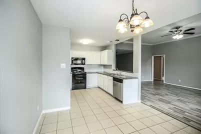 406 Woodlake Drive, Houston, TX 77336 - Photo 11