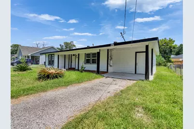 7812 Cora Street, Houston, TX 77088 - Photo 1