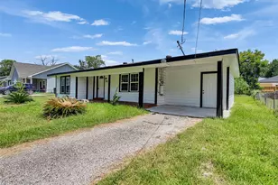 7812 Cora St, Houston, TX 77088 - Photo 1