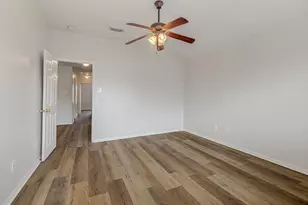 13983 Maximos Dr, Houston, TX 77083 - Photo 19
