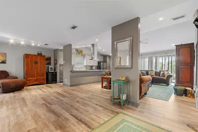 528 Indian Hill Boulevard, Livingston, TX 77351 - Photo 5