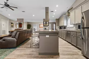 528 Indian Hill Blvd, Livingston, TX 77351 - Photo 11